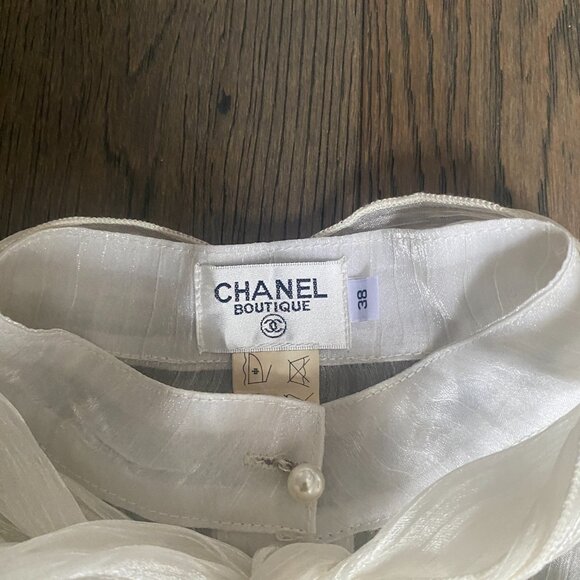 CHANEL BOUTIQUE PEARL TIE NECK BLOUSE - Picture 5 of 6